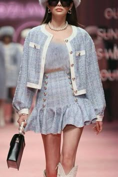 90s Runway Fashion, Runway Fashion Couture, Runway Outfits, Looks Chic, 가을 패션, Stage Outfits, Inspired Outfits