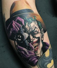 Joker With Camera Tattoo Tattoo Photoshoot Ideas, Tattoo Photoshoot, Photographer Tattoo, Aa Tattoos, Dc Tattoo, Camera Tattoos, Nerd Tattoo, Batman Tattoo, Comic Tattoo