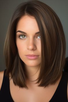 Invisible Layers Haircut Shoulder Length, Haircuts That Frame Your Face Long Hair, Short Hairstyles For Women In Their 30s, Medium Bob Side Part, Short Dark Balayage Hair, A Line Bob Medium, Plus Size Haircut Double Chin, Medium Length Bob Hairstyles, Summer Haircuts