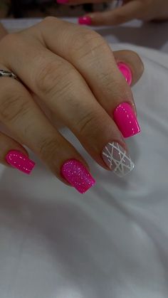 New Nail Ideas 2024, Pink Black And White Nails Design, Pink And Red Gel Nails, Prom Nail Ideas Acrylics, Fun Pink Nail Designs, Christmas Nails Design Ideas, Nail Designs For December, Short Bday Nails, Nails For Tropical Vacation