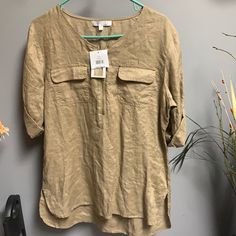 Company Ellen Tracy Sz L Khaki Blouse Msrp $89.50 New With Tags Khaki Blouse, Linen Tunic Tops, Spring Blouses, Chambray Shorts, Ellen Tracy, Black White Pattern, Silky Blouse, Cold Shoulder Blouse, Pleated Blouse