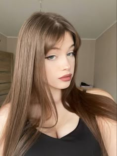 Lightest Golden Brown Hair, Best Hair Colors For Pale Skin, Hair Dye Videos, Babylights Hair, Bombshell Hair, Honey Hair Color, Golden Brown Hair, Hair Color Underneath, Honey Brown Hair