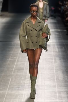 Fall Winter Trends, Fashion Project, Ermanno Scervino, Fall Coat, Winter Mode, Mode Inspo, Vogue Fashion, Outfit Inspo Fall, Fall Fashion Trends