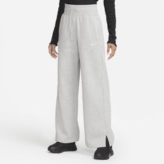 Grounded in style, comfort and versatility, meet our take on luxury loungewear. These high-waisted sweats make a statement with midweight brushed fleece in a full-length, wide-leg design. Soft yet structured, they're anything but basic. Nike Stuff, Nike Sportswear Phoenix Fleece, High Waisted Sweatpants, Fleece Pants Women, Christmas List 2022, 2023 Wishlist, High Waisted Wide Leg Pants, Nike High, Wide Leg Sweatpants