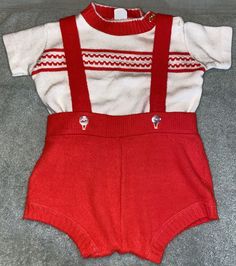 Used. Vintage and shows wear from use and age. No size marked, but looks like about a 6 month size. Please review all the photos prior to making a purchase. Creative Knits by Sternberg 1960’s Vtg Baby Clothes Red & White. 12/21 Vintage Red Knitted Tops, Doctor For Kids, Vintage Baby Clothes, Infant Clothing, 60s Mod, 1950s Vintage, Vintage Baby, 2 Piece Set, 2 Piece