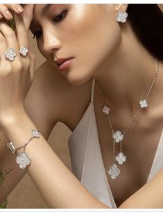 Jewelry Mood Board, Jewelry Photography Styling, Jewelry Editorial, Expensive Jewelry Luxury, Diamond Jewelry Designs, Expensive Jewelry