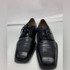 Euc Worn Once Size 10 Shoe Never Worn Great For Any Occasion Mens Oxfords, Men's Shoes, Leather Upper, Oxford, Genuine Leather, Size 10, Man Shop, 10 Things, Leather