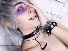 Boys In Makeup, Visual Kei Makeup, Aesthetic Creepy, Witch Boy, Makeup Anime, Spooky Makeup, Aesthetic Spooky