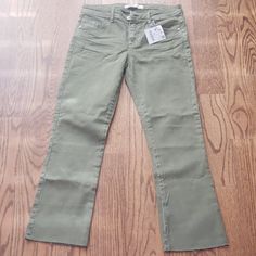 Looking At The Sizegen Photo, Its Color Closely Resembles The Actual Color Of The Pants. Olive Green Zara Denim New With Tags Size: Us 4 Eur 36 Mex 26 (Plz See The Photos) Pants Length: 34.5" Hem Width: 7.25" Please Read Descriptions Carefully & Look At All Photos. Spring Green Mid-rise Flare Jeans, Khaki Jeans With Five Pockets For Fall, Fall Khaki Jeans With Five Pockets, Khaki Wide-leg Jeans With Five Pockets, Khaki Wide Leg Jeans With Five Pockets, Green Mid-rise Cotton Flare Jeans, Mid-rise Green Cotton Flare Jeans, Chic Straight Leg Khaki Jeans, Chic Mid-rise Green Jeans