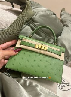 Hermes Kelly 25, Kelly 25, Dream Bag, Luxury Bags Collection, Pretty Bags, Fashion Inspo Outfits, Lookbook, Fashion Inspo