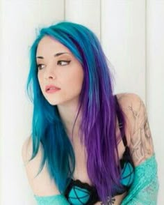 Edgy Hairstyles, Teal Hair, Turquoise Hair, Gorgeous Hair Color, Beautiful Hair Color