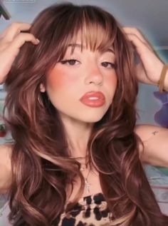 Blowout With Bangs And Layers, 90s Bangs Haircut, Blowout With Fringe, Wavy Layered Hair With Bangs, 2000s Bangs, Bangs 80s