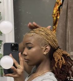 Beautiful Dreadlocks, Blonde Roots, Dyed Hair Inspiration, Dyed Natural Hair