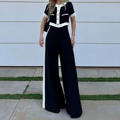 Short-sleeved top and straight pants two-piece set Contrast Outfit, Black And White Contrast, Party Suits, Two Piece Pants Set, Polyester Pants, Solid Clothes, Straight Pants, Two Piece Set