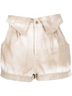 Beige cotton-denim tie-dye denim shorts from STELLA MCCARTNEY featuring tie-dye print, foldover top, high waist, button fly fastening, two side slit pockets, two rear patch pockets and turn-up hem. POSITIVELY CONSCIOUS: We’ve joined forces with ethical agency Good On You to give you the power to choose positively. This piece is from a brand that scores well on their key criteria. | Stella McCartney Tie-Dye Denim Shorts Stella Mccartney Jeans, Denim Tie, Dye Denim, 90s Trends, Tie Dye Denim, Short Jeans, Shorts Jeans, Tie Dye Print, Kpop Outfits