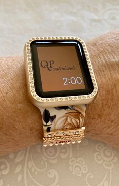 Bling Watch, Apple Watch Silicone Band, Apple Watch Bands Fashion, Apple Watch Bands Women, Apple Watch Fashion, Rose Gold Apple Watch, Apple Watch Bracelets, Apple Band, Gold Apple Watch