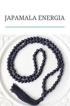 Esse Japamala de 108 contas feito com pedras naturais de Onix, Vulcânica e Pedra Estrela.  » #japamala  » #meditação Jaap Mala, Ear Ring, Gift Ring, Jewelry Ring, Earrings Rings, Ring Jewelry, Ring Gift, Jewelry Gift, Jewelry Rings