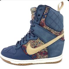 Nike “Sky High” Dunks (W/ Wedge/Heel) -Limited Edition Nwob. Size 8. Kids/Mens Size 6.5. 100000% Authentic. Never Worn. Very Rare/Dead Stock & Hard To Find. Extremely Limited Release Colorway/Color Scheme. High Dunks, Nike High Heels, Athletic Models, London Shoes, Liberty Of London, Slipper Shoes, Kids Nike, Sky High, Nike Dunk