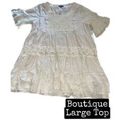 Boutique Ivory Lace Tunic/Top Size Large Brand New With Tags Lace Tunic Tops, Boho Tunic Tops, Floral Tunic Tops, Cozy Tops, Printed Tunic Tops, Lace Tunic, Linen Tunic, Boho Tunics, Floral Tunic