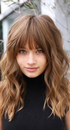 Middle Length Hair With Fringe, Balayage With Full Fringe, Choppy Lob With Fringe, Curtain Bangs Full Fringe, Full Fringe Wavy Hair, Double Fringe Haircut, Eye Grazing Fringe Bangs, Waterfall Fringe Hair, Brow Grazing Fringe Bangs