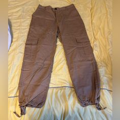 Brand New! Womens Lolocci High Waist Pant, Wide Leg Training Joggers - Khaki Material. Size Xl Waist 17” Hip 23” Brown High Rise Casual Cargo Pants, Casual High Rise Brown Cargo Pants, Trendy Mid-rise Brown Cargo Pants, Spring Brown Mid-rise Cargo Pants, Brown Mid-rise Cargo Pants For Spring, Mid-rise Brown Cargo Pants For Spring, Wide Leg Joggers, Leg Training, High Waisted Pants