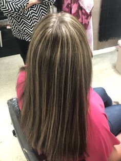 Dirty Blonde Highlights On Black Hair, Short Hair Color Highlights, Highlighted Brown Hair, Straight Hair Highlights, Skunk Hair, Black Hair Balayage, Beauty Hair Color, Red Hair Inspo