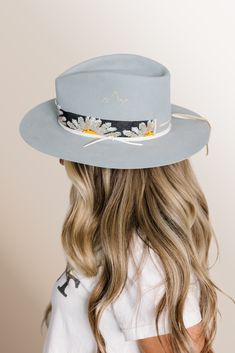 Western 50x in Powder Blue Teardrop crown with flat 3" brim Daisy Flower hand loomed beaded band Elk leather accent band in White Hand stitched Mountain detail This felt hat is made to order, please allow 6-8 weeks for delivery. Adjustable Artisan Hat Bands For Spring, Artisan Adjustable Hat Bands For Spring, Artisan Adjustable Fedora For Spring, Artisan Adjustable Hats For Spring, Handmade Hat Bands For Spring, Handmade Flat Crown Hats, Adjustable Bohemian High Crown Hat Bands, Adjustable Artisan High Crown Felt Hat, Artisan Adjustable High Crown Felt Hat