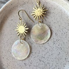 Beautiful Summer Earrings With A Beach Feel! Hand Hammered Brass With Iridescent Shell. Handmade By Me With Love In The Pacific Northwest! All Hypoallergenic Materials. Comes With Cute Gift Pouch And Packaging. Capiz Shell Earrings, Iridescent Bohemian Earrings, Beachy Earrings, Iridescent Shell, Brass Jewellery, Rabbit Earrings, Beach Earrings, Sunflower Earrings, Seashell Jewelry