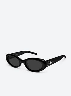 Cuff 01 | Gentle Monster Cool Black Sunglasses, Gental Monster Glasses, Sunglasses Gentle Monster, Dr Belongings, Gentlemonster Sunglasses, Gentle Monster Glasses, Gentle Monster Sunglasses, Glasses Frames Trendy, Latest Sunglasses