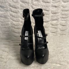 Steve Madden Dallus Black Leather Platform Heels Leather Upper Brand New With Original Box Shoes Steve Madden, Black Leather Heels, Steve Madden Shoes, Platform Heels, Leather Heels, Shoes Women Heels, Steve Madden, Original Box, Leather Upper