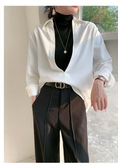 White V-neck v neck shirt long-sleeved shirt -Mmia Vneck Longsleeves Outfit, V Neck Shirt Outfit, Longsleeves Outfit, Outfits Moodboard, Collared Shirt Outfits, Popped Collar, White Shirt Outfits, Autumn Sleeve, V Neck Shirt