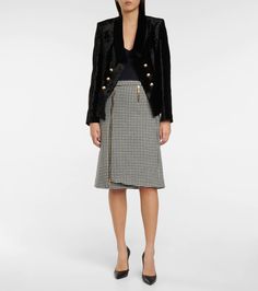 Softness houndstooth wool skirt in black and white Elegant Black Houndstooth Pattern Skirt, Elegant Black Skirt With Houndstooth Pattern, Elegant Black Houndstooth Skirt, Chic Fitted Houndstooth Skirt, Chic Houndstooth Skirt For Work, Elegant Houndstooth Skirt For Office, Wool Skirt, Wool Skirts, Women's Wardrobe