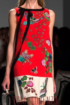 Patchwork Runway, Alison Willoughby, Andrew Gn, Runway Details, Look Retro, Batik Fashion, 2016 Fashion, Mode Inspiration, Look Chic