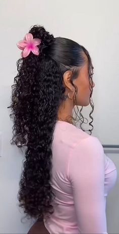 Hair Clip Long Hair, Twisty Hairstyles, Clip Long Hair, Curly Hair Clip, Hair Long Curly, Quick Curly Hairstyles, Hair Styles Curly Hair, Styles Curly Hair, Hair Styles Curly