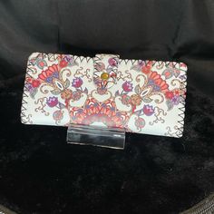 Nwt Women’s Wallet With Designs. Smoke Free Home. White Rectangular Wallets For Gifts, Rectangular Trifold Wallet With Snap Closure As Gift, Silver Leather Wallets, White Wallets With Interior Card Slots For Gift, Handmade White Wallets For Everyday Use, Handmade White Wallet For Everyday Use, Elegant Multicolor Wallets With Card Slots, White Clutch With Card Slots, White Bifold Wallet As Gift