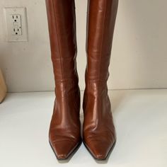 Sexy Sleek Caramel/ Cognac Etienne Aigner Genuine Leather Knee High 15” Boot With Kitten Heels. The Top Of The Boot Around The Calve Measures 15” In Diameter. The Condition Is Rarely Worn 2-3x Practically New. The Leather Is In Excellent Condition As Is The Branded Fabric Lining. Looks Great With Skinny Jeans, Skirts, Leggings, And Sweater Dresses! Aigner Boots, Leggings And Sweater, Vintage Leather Boots, Sweater Dresses, Etienne Aigner, Shoes Heels Boots, Vintage Leather, Cognac, Shoes Women Heels