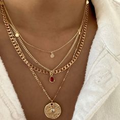 Layering undo — Talia Necklace – LE sensor Necklace Stacking Gold Ideas, Summer Gold Jewelry Aesthetic, Stackable Gold Necklaces, Layered Chunky Gold Necklaces, Tarnish Free Gold Jewelry, No Tarnish Jewelry, Gold Necklace Layered Aesthetic, Gold Chain Stack, Necklace Stacks Gold