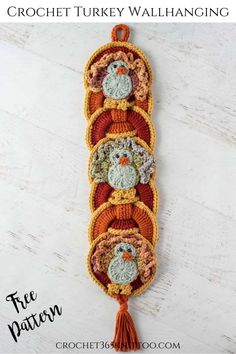 Are you a Halloween, Thanksgiving, or Christmas fan? This turkey wallhanging might make me choose Thanksgiving! #crochet #crochet365knittoo #crochetturkeywallhanging Thanksgiving Holiday Decor, Crochet Turkey, Thanksgiving Crochet, Holiday Decor Thanksgiving, Crochet Rings, Turkey Pattern, Yarn Bee, Crochet Abbreviations, Medium Weight Yarn