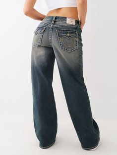 BOBBI BIG T BAGGY JEAN Trueys Jeans, Baggy 2000s Fashion, Where To Buy Baggy Jeans, True Religion Jeans Outfit, Cute Jeans Outfit, Baggy True Religion Jeans, Empire Jeans, True Religion Outfits, True Religon