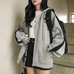 Womens Sweatshirts Fashion, Korean Fashion Fall, Women's Hoodie, Womens Sweatshirts Hoods, Jacket Zipper, Casual Outerwear, Grunge Girl, Sweatshirt Women, Style Streetwear