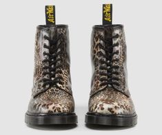 1460 LEOPARD PRINT SMOOTH BOOT Dr Martens Store, Doc Martens Women, Shop Boots, Boots Mens, Doc Martens, Boots Shoes, Boot Shop, Punk Fashion, First Order