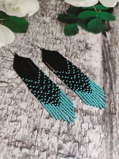 Beautiful long black turquoise earrings Made from Czech beads Length 5.1 inches (13.5cm) Width 1 inch (2.5cm) Silver clasp with silicone plug Native Earrings, Beautiful Beaded Earring, Turquoise Bead Earrings, Seed Bead Jewelry Patterns, Ombre Earrings, Gold Bead Earrings, Beaded Earrings Native, Earrings Luxury, Beaded Earrings Tutorials