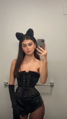 Cat Outfit Halloween, Black Cat Halloween Costume, Black Halloween Costumes, Hot Halloween Outfits, Pretty Halloween Costumes, Halloween Party Outfits, Cat Halloween Costume, Trendy Halloween Costumes, Halloween Costume Outfits