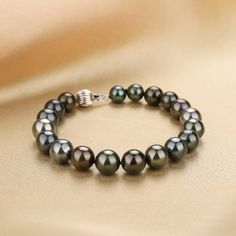 8-11mm Tahitian South Sea Pearl Bracelet AA+ Quality #pearls #tahitianpearlsformen #MenLovePearls #UnisexPearlFashion #PearlJewellery #tahitianpearls #houseofpearlsoffical #UnisexPearlTrends #PearlEquality #houseofpearlsofficial Pearl Bracelet Jewelry, Tahitian Pearl Bracelet, Pearl Strands Necklace, Golden South Sea Pearls, Mabe Pearl, Baroque Pearl Earrings, Purple Pearl, Gold Pearl Necklace, Pearl Collection