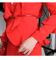 Limited edition elegant and stylish three-dimensional ruffled design V-neck two-piece red pants suit Elegant Formal Sets With Ruffles, Red Suits For Spring Party, Chic V-neck Sets For Party, Red Suit For Spring Party, Chic V-neck Party Sets, Red Spring Party Suit, Chic Evening Sets With Ruffles, Elegant Evening Sets With Peplum Shape, Chic Red Suit For Party