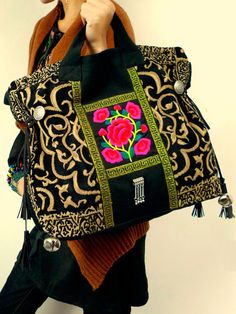 pass by :: embroidery tote shoulder bag Hand Made Bag, Bag Embroidery, Bell Decorations, Embroidered Tote, Embroidery Bags, Handcrafted Bags, Boho Bags, Handmade Handbags, Embroidered Bag