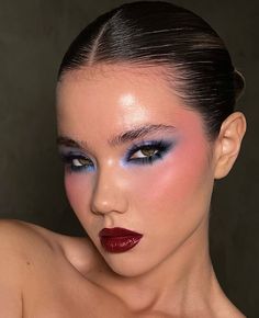 Red Makeup Editorial, Maquillage On Fleek, Vibrant Makeup, Sparkly Makeup, Makeup Face Charts, Retro Makeup, Chic Makeup, Red Makeup, Dope Makeup