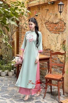 Very elegant design Long Embroidered Sets For Spring, Embroidered Floor-length Spring Sets, Elegant Embroidered Ao Dai For Summer, Elegant Long Embroidered Dress For Spring, Elegant Long Embroidered Spring Dress, Elegant Ao Dai With Floral Embroidery For Spring, Elegant Summer Sets With Embroidered Hem, Vietnamese Dress, Chinese Actress