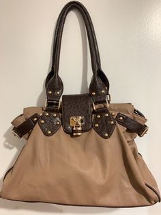 This is Italy designed leather bag for women, beige color, with 3 compartment inside, wide space with a dotted white and black lining, strong strap, zipper bag with a flipped lack design. This used but in good condition a little bit scratch off in the side but it hard to see. Leather Bag For Women, Scratch Off, Purse Strap, Zipper Bag, Purse Bag, Handbag Purse, Bag For Women, Zipper Bags, Leather Handbag