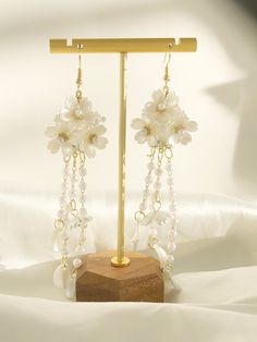 Cute Flower and faux pearl long dangle earrings, White Fairy Flower Earrings, Dainty Floral earring, Gift for her， gift for mum How to choose closure: 🌸Stud-  for Pierced ears: *14k/18k gold plated (ball + bar/or just ball part, will be sent randomly ) +Silver bar part, if you would like a specific kind of them please feel free to contact me. * Comes with a pair of earring back stoppers (metal +rubber, like the photo) * Comes with a polishing cloth, if you pay for gift wrap as well, only one po Floral Earring, Planet Earrings, White Fairy, Food Earrings, Vintage Style Earrings, Earring Gift, Silver Bar, Animal Earrings, Gift For Mum